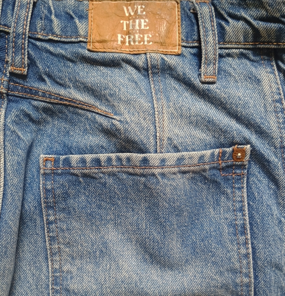 We The Free Women's Boyfriend Jeans - Blue Denim - Picture 5 of 10